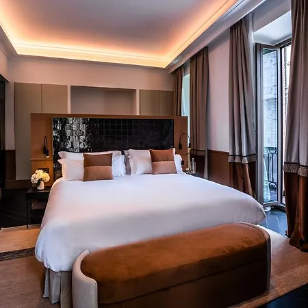 Serras Sevilla فندق 5*